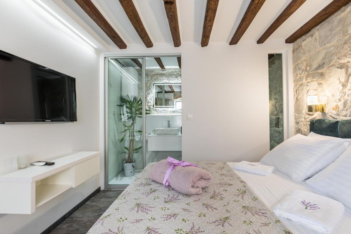 Bonbon Old Town Private En-Suite Room Split Eksteriør bilde